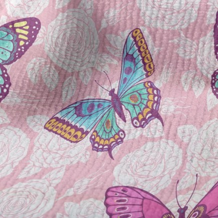 艷麗的蝴蝶毛巾布(幅寬160公分)