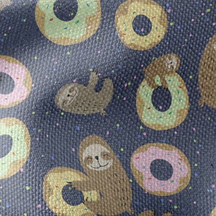 樹懶愛吃甜甜圈帆布(幅寬150公分)